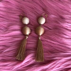 💛NWOT Gold and Cream Drop Earrings with Tassels💛